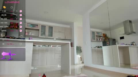 insta Laupalacio777Next stream 01th December online show from 12-20-24, 02:49