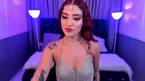 Snapshot of hallsred_rh chatting on 12-21-24, 10:51 Halls Red online show from 12-21-24, 10:51