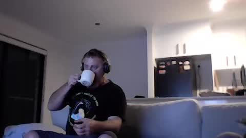 Snapshot of hambico_rico chatting on 06-18-26, 04:22 hambico_rico online show from 06-18-26, 04:22