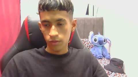 hamcummboy20 online show from 04-25-26, 05:43