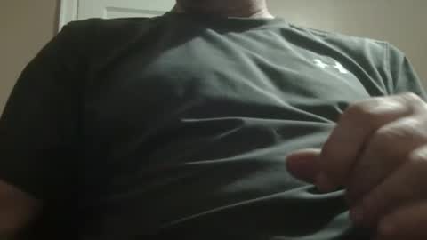 Snapshot of hamhead71 chatting on 12-09-24, 02:06 hamhead71 online show from 12-09-24, 02:06