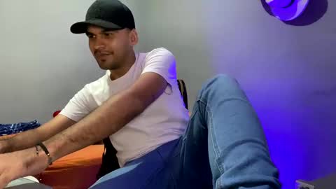 hamiltong12 online show from 11-15-25, 05:16