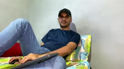 hamiltong12 online show from 11-30-25, 07:45