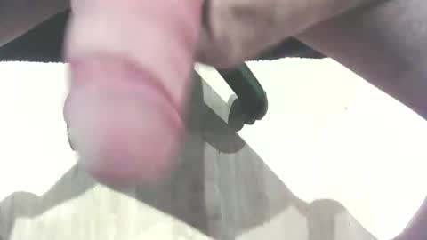 Snapshot of hammerhard1 chatting on 06-08-26, 01:28 hammerhard1 online show from 06-08-26, 01:28