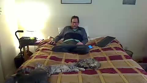 hammerthatthang73 online show from 11-22-25, 06:18