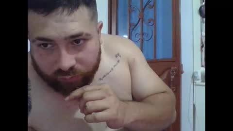 Snapshot of hammerwhithe01 chatting on 01-08-26, 03:14 hammerwhithe01 online show from 01-08-26, 03:14