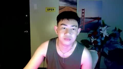Snapshot of han_davis chatting on 10-05-25, 02:54 Dem online show from 10-05-25, 02:54