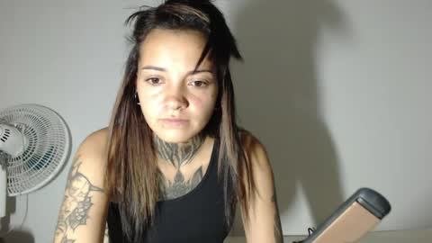 Snapshot of han_ya06 chatting on 07-03-26, 11:44 Hanya online show from 07-03-26, 11:44