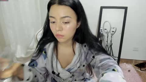 Snapshot of hana_garcia chatting on 05-16-26, 12:18 Hana Garcia online show from 05-16-26, 12:18