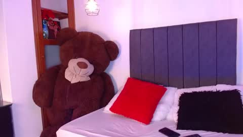 hana_ming online show from 12-01-25, 12:32