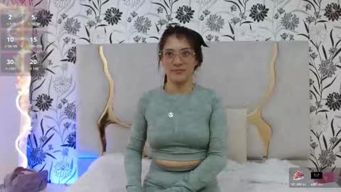 hanaa_tay online show from 09-19-25, 11:33