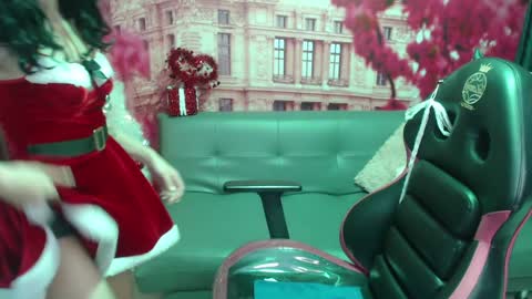 Hanaku  online show from 12-17-24, 02:11