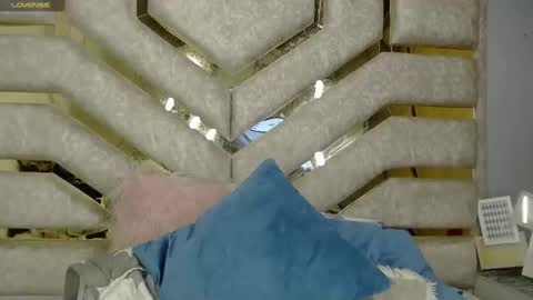 Snapshot of hanamor chatting on 12-17-24, 12:01 Hana.......Fansly - content being added daily.. online show from 12-17-24, 12:01