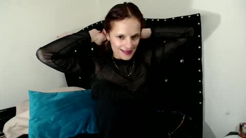 Snapshot of hanamor chatting on 03-12-25, 09:13 Hana.......Fansly - content being added daily.. online show from 03-12-25, 09:13