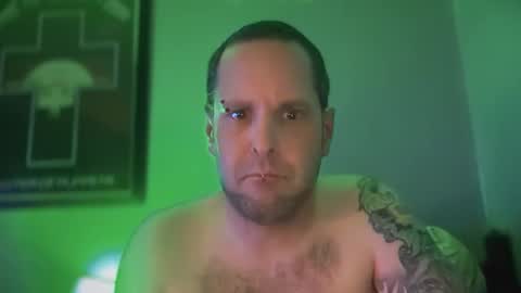 Snapshot of hand_banana_420 chatting on 09-15-25, 01:27 hand_banana_420 online show from 09-15-25, 01:27