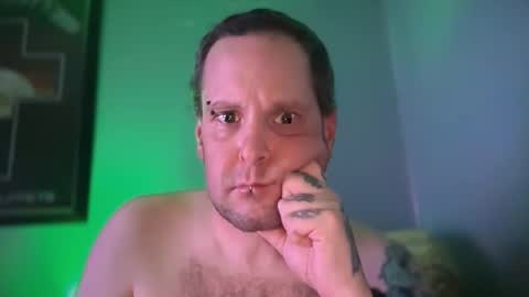 Snapshot of hand_banana_420 chatting on 10-19-25, 12:11 hand_banana_420 online show from 10-19-25, 12:11