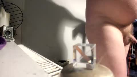 handncocknocum online show from 12-21-24, 08:43