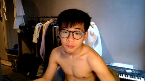 Snapshot of handsome_mannn chatting on 07-12-26, 07:05 handsome_mannn online show from 07-12-26, 07:05