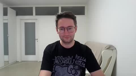 Sasha online show from 11-30-25, 05:39