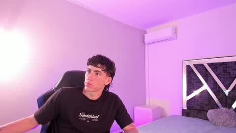 leonardfarrucknick and otis online show from 02-10-26, 02:59