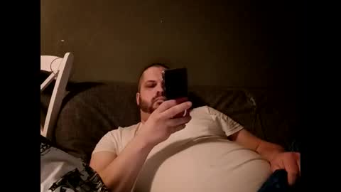 Handsomedaddy198923 online show from 03-01-26, 05:31