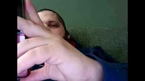 Handsomedaddy198923 online show from 04-06-26, 06:09