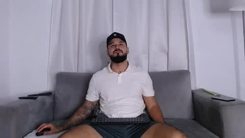 Handsomen online show from 04-17-26, 02:47