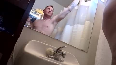 handsomerob42 online show from 11-24-25, 12:27