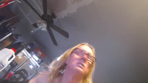 Snapshot of handyman5303 chatting on 01-22-25, 06:10 Handystudman online show from 01-22-25, 06:10