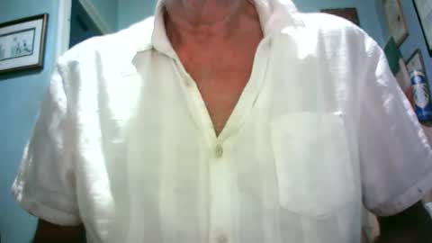 Snapshot of handymanforyou177322 chatting on 06-25-26, 10:25 handymanforyou177322 online show from 06-25-26, 10:25