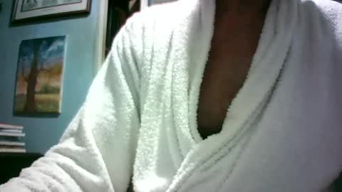Snapshot of handymanforyou177322 chatting on 07-06-26, 08:44 handymanforyou177322 online show from 07-06-26, 08:44