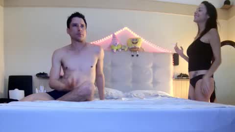 Snapshot of hane40 chatting on 10-15-25, 09:15 hane40 online show from 10-15-25, 09:15