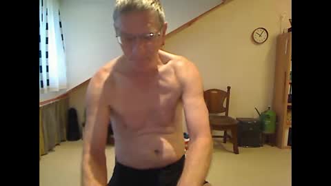 hankk54 online show from 01-16-25, 09:05