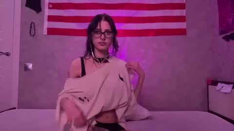 hanna3mominty online show from 06-22-26, 08:39