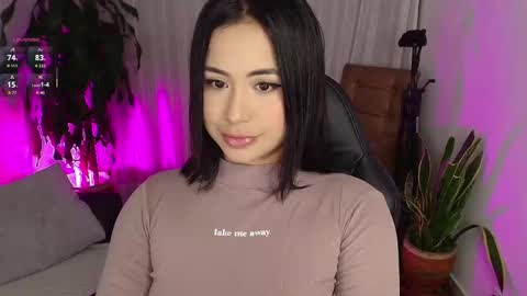 Snapshot of hanna_1sweet chatting on 09-30-25, 01:43 hanna online show from 09-30-25, 01:43