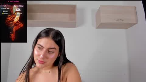 Snapshot of hanna__evans_ chatting on 06-17-26, 11:34 hanna__evans_ online show from 06-17-26, 11:34