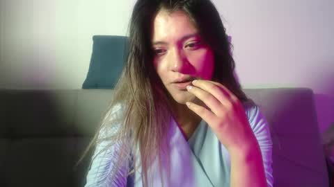 Hanna  online show from 04-15-26, 01:01