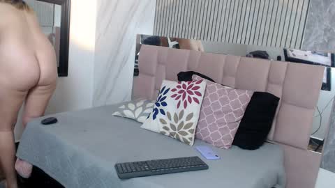 Hanna Palmer online show from 11-12-25, 12:16