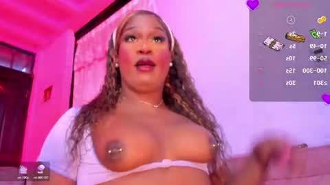 Snapshot of hanna_dollx chatting on 07-18-26, 11:03 Danniela online show from 07-18-26, 11:03