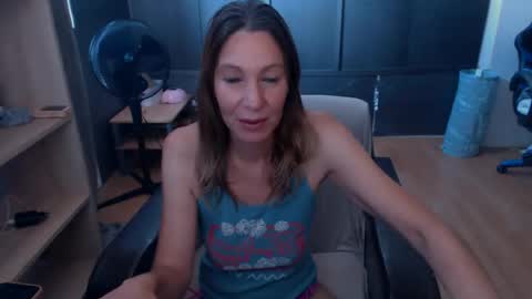Snapshot of hanna_ha chatting on 07-09-26, 07:45 hanna_ha online show from 07-09-26, 07:45