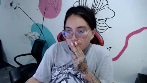 Snapshot of hanna_hot77 chatting on 06-10-26, 08:41 mara online show from 06-10-26, 08:41