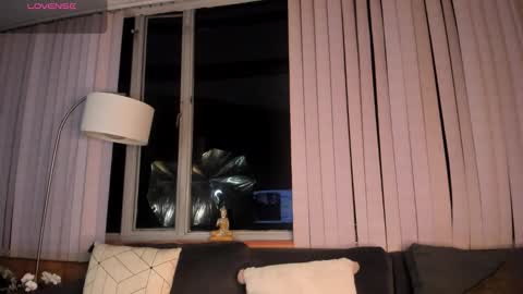 Snapshot of hanna_klover chatting on 03-03-26, 04:18 Hanna Klover online show from 03-03-26, 04:18