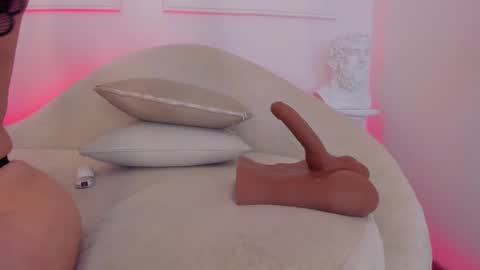 Hanna online show from 03-08-25, 11:39