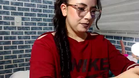 hanna_moons online show from 04-08-26, 01:49