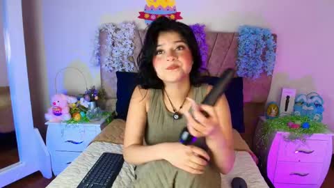 Hanna 3 online show from 04-14-26, 12:00