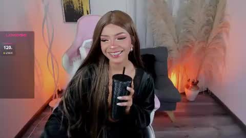 Snapshot of hannaferrati chatting on 06-16-26, 03:42 hanna online show from 06-16-26, 03:42