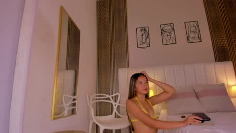 Snapshot of hannah__cb chatting on 05-18-26, 11:27 IM HANNAH online show from 05-18-26, 11:27
