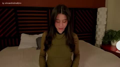 Hannah online show from 02-25-26, 12:53