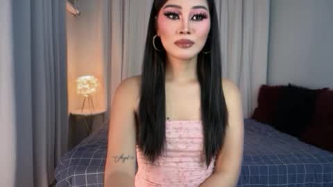 hannah_smith20 online show from 05-17-26, 06:55