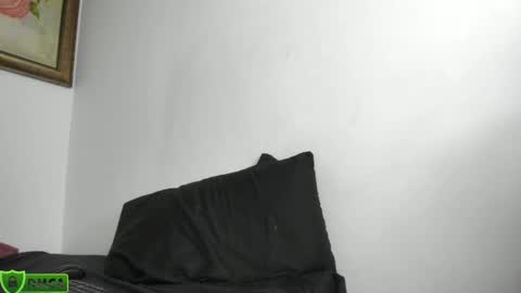 Snapshot of hannah_whitee_ chatting on 05-16-26, 09:24 Hannah online show from 05-16-26, 09:24